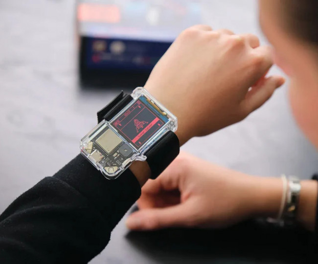 Набор для самостоятельной сборки умных часов NASA Artemis Watch 2.0